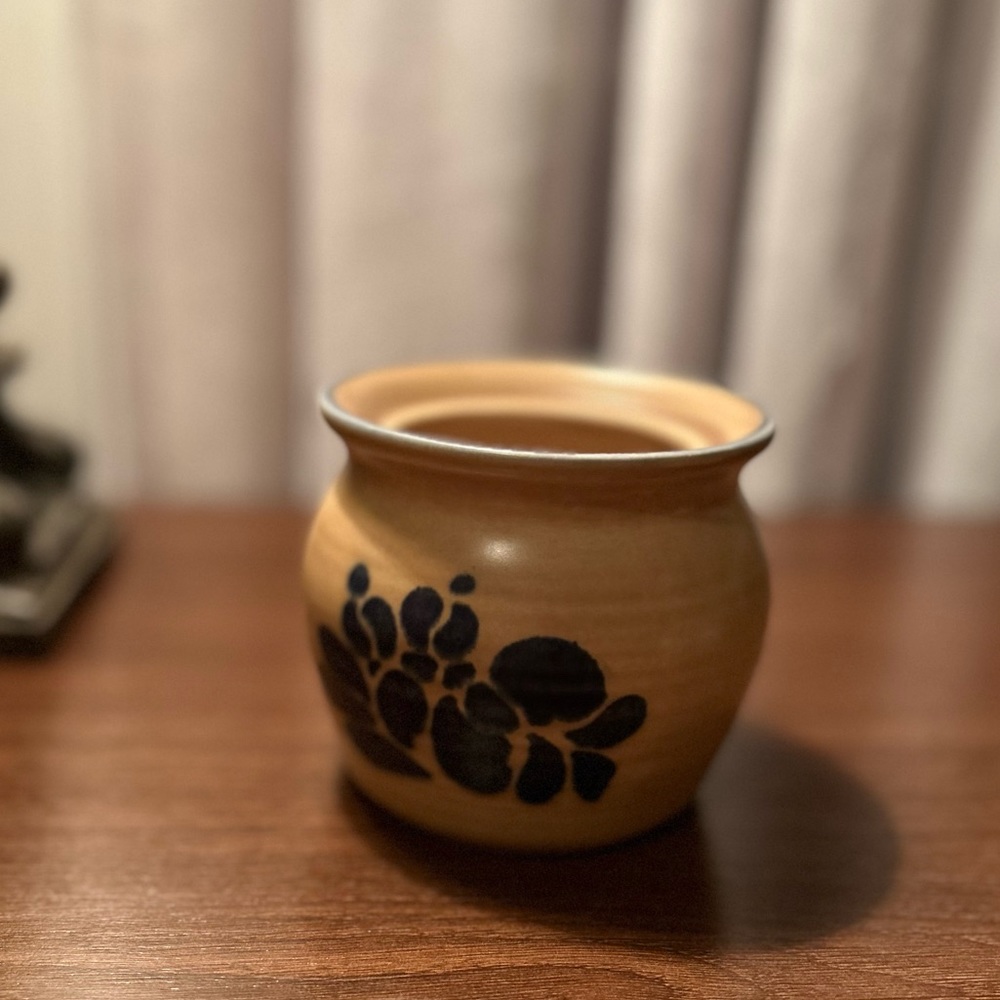 Vintage Pfaltzgraff Folk Art Pattern Stoneware Sugar bowl